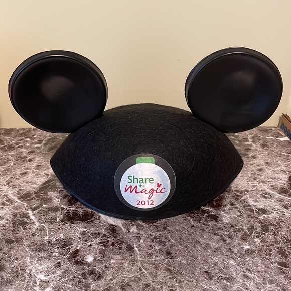 Disney Mickey Mouse Ear Hats-Bundle of 3-Christmas/Holiday/Year of Dreams-GUC - Picture 3 of 16